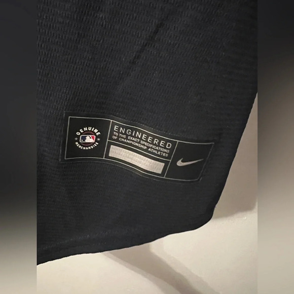 Atlanta Braves Dansby Swanson Jersey - Picture 4 of 5